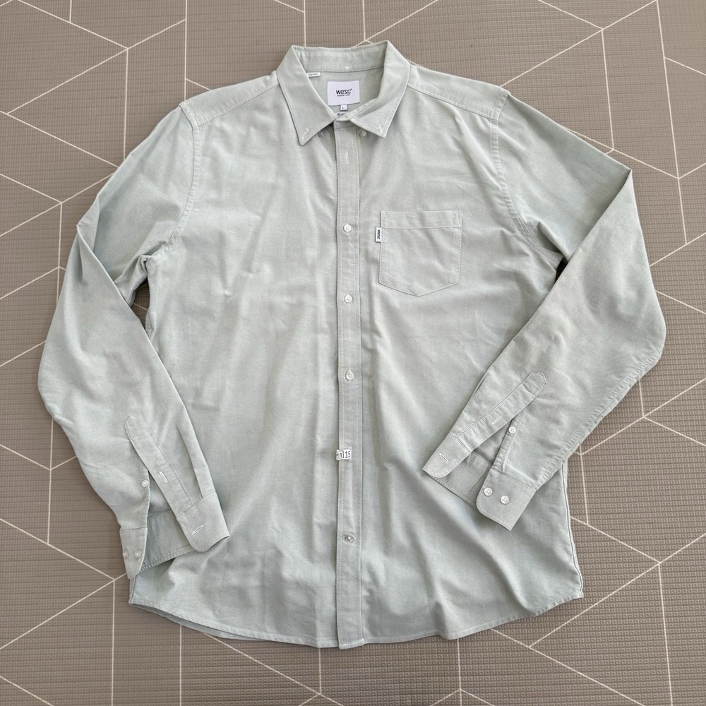 Wezc Long Sleeve Button Down Shirt Size L Light Green‎